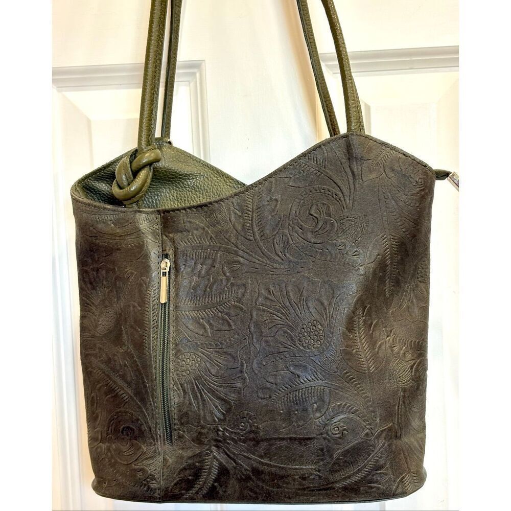 SOLO PERCHE - 🎉HP🎉NWOT "Varese" Tooled Leather Shoulder-to-Backpack/Olive Green